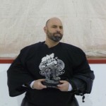 Martin Jean, gagnant du trophée meilleur gardien pour une ligue amicale de hockey cosom